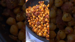 GARBANZOS CON CHORIZO 🍛 listos en 5 minutos 😋 youtubeshorts shorts recipes [upl. by Annah150]