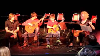 Trio de guitares classiques et tambourin  Dégénérations de Mes Aïeux [upl. by Weissberg]