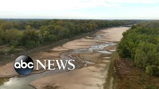 Mississippi River reaches historically low levels l ABCNL [upl. by Soni]