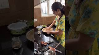 Aata se bnaya matar Kachori shorts bristihomekitchen kachori [upl. by Imehon535]