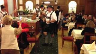 Bayerischer Musikabend im Hotel Hirsch [upl. by Hugibert636]