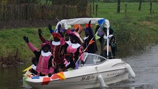 Intocht van Sinterklaas en zwarte pieten vanaf de Reusel in Moergestel  15112014 [upl. by Aihtnys]