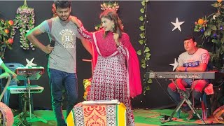 দেখুন মুন্নি সরকার কত কষ্ট করে একটা গান রেকড করে  Vairal Monni Sarkar dj song [upl. by Ahsim]