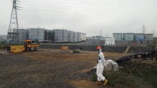 Nuclear Watch Fukushima TEPCO abandon 2 robots  RAW Footage  Update 4202015 [upl. by Goar]