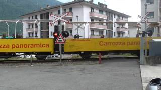 Passaggio a Livello Tirano Bahnübergang Passage a niveau Level Crossing Spoorwegovergang [upl. by Adnahsal]