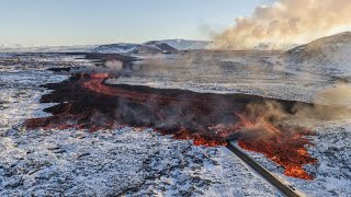 Conduta de central geotérmica engolida pela lava deixa população de Reykjanes sem aquecimento [upl. by Leribag]