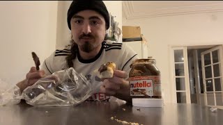 Je ne résiste pas à ce croissant au nutella je ruine ma diet [upl. by Sirron]