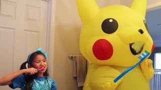 Wendy Pretend Play Morning Routine Brushing Teeth w Giant Pikachu Pokemon [upl. by Slater]