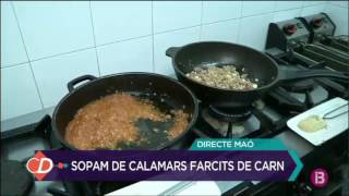 Preparam calamars farcits de carn a Maó [upl. by Sikleb]