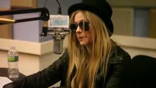 Avril Lavigne  Interview with Maxwell from Saturday Night Online 25052013 [upl. by Ysnap]