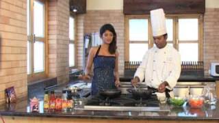 How To Make Hunan Style Chilli Chicken  Chicken Recipes  Vikas Sharma  Chings Secret [upl. by Ling]