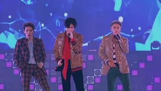 SHINee  Replay SWC5 [upl. by Aramak]