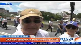 Oposición venezolana de nuevo en las calles para exigir la realización del referendo revocatorio [upl. by Atekihc787]