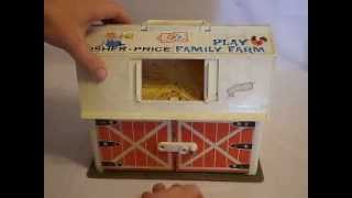 Vintage Fisher Price Play Family Farm Set 915 Barn Moos [upl. by Coralie]