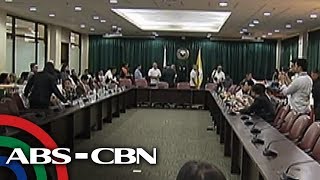 TV Patrol Mga senador kongresista nagbanggaan sa 2018 budget [upl. by Pilif]