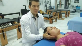 OSTEOPATIA QUIROPRAXIA COLUNA CERVICAL MANIPULAÇÃO VERTEBRAL Clínica de Fisioterapia Dr Robson Sitta [upl. by Asirret]