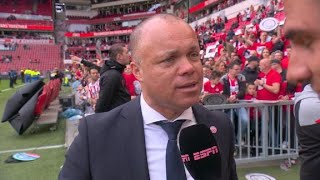 Stewart met wijn en sigaar in de hand quotEerst feesten de rest komt welquot  PSV 42 Sparta  psvspa [upl. by Xymenes942]