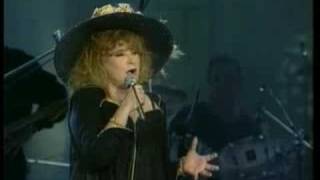 Алла Пугачева  Рiдна мати моя Киев 1993 Live [upl. by Asenev]