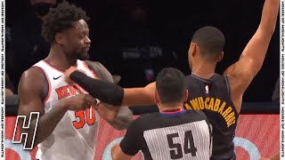 Julius Randle amp Timothe LuwawuCabarrot SCUFFLE  Knicks vs Nets  April 5 2021 [upl. by Mailli]