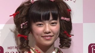 ぱるる記者から「眠たい？」に「おきてますよー！」 AKB48quot成人式ネイルquot記念写真お披露目会3 AKB48 Japanese Idol [upl. by Babby462]