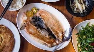 Traditional Taiwanese Food in Taipei Taiwan Dont Miss The Milkfish Day 12 [upl. by Huang24]