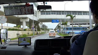 那覇空港 トヨタレンタカー送迎バス 2013年 [upl. by Richey]