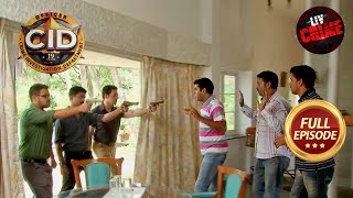 Team CID ने क्यों किया एक Bungalow में Sudden Attack  CID  Dark Days  1 Nov 2023  Full Episode [upl. by Ahselyt997]