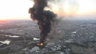 リサイクル会社で火災 大阪・和泉、大量の黒煙も [upl. by Piefer]