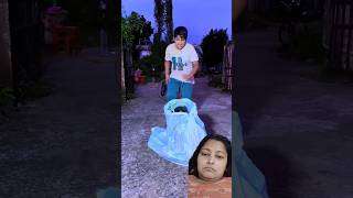 Apni sister ko bacha liye Bhai neshortsfeed funnykids trending kids [upl. by Nwavahs927]