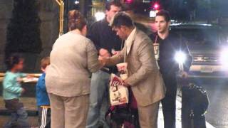 Sin Cara signing autographs unmasked [upl. by Ltney]