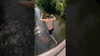 Von 10 METER Brücke in winzigen SCHWIMMRING springen challenge experiment backflip [upl. by Kohl]