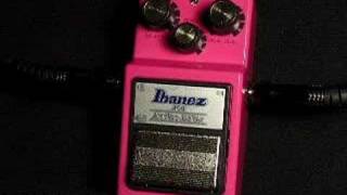 Ibanez AD9 Analog Delay Pedal [upl. by Derf]