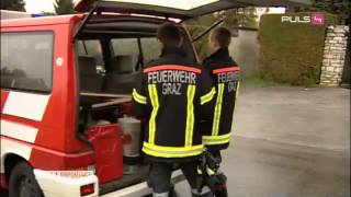 PULS 4 Reportage quot122 Einsatz für die Feuerwehrquot [upl. by Jean]