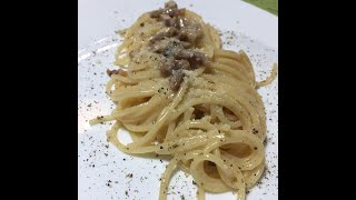 Pasta alla GRICIA ricetta gricia come fare la gricia con videoricetteinsieme [upl. by Nolitta118]