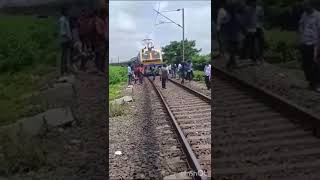 Ek patri me dono train [upl. by Eisyak77]