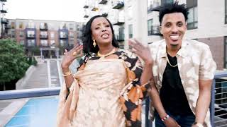 Ilkacase Qays Ft Hodan Abdirahman  Nimaan Ciilayba Icaaya  Official Music Video [upl. by Sandor]