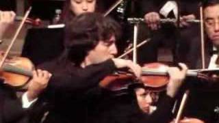 Dmitri Berlinsky  Tchaikovsky Violin Concerto 1st Mvt excerpt 2006 [upl. by Oelgnaed]