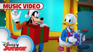 Holiday of Cheer 🎁  Holiday Music Video 🎶  Mickey Mouse Funhouse  disneyjr​ [upl. by Joycelin56]