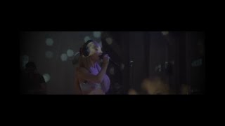 Ariana Grande  Right There Live from London ft Big Sean [upl. by Eanaj]