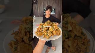 The Best Pakora You Will Ever Eat food indiancuisine foodvideos indianstreetfood [upl. by Irena328]