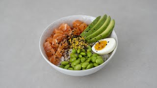 Recette de Poke Bowl saumon avocat et graines de sésame grillées [upl. by Luar]