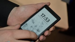 YotaPhone на MWC 2013 краткое знакомство в Барселоне handson [upl. by Norat]