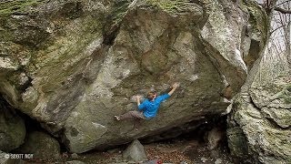 Nalle Hukkataival Climbs Mega Boulder Problem Gioia 8CV15  EpicTV Climbing Daily Ep 228 [upl. by Halona393]