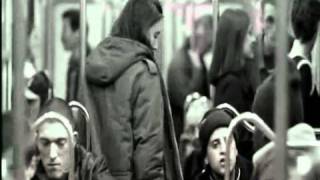 LA haine dans le métro wmv [upl. by Tavi]