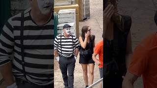 Yay  Tom the famous Seaworld mime [upl. by Ilat]