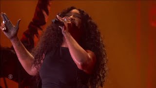 SZA  Kill Bill Grammy Performance [upl. by Kaczer353]