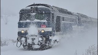 L UN DES PLUS BEAU TRAIN DEUROPE POUR UN MAGNIFIQUE VOYAGE FERROVIAIRE ENNEIGÉ A TRAVERS LES ALPES [upl. by Opportina791]