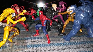 Engendros de Venom Marvel Legends Hasbro [upl. by Omrelliug]