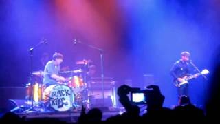 The Black Keys Howling Howlin For You Live Concert December 2010 San Jose [upl. by Kremer]