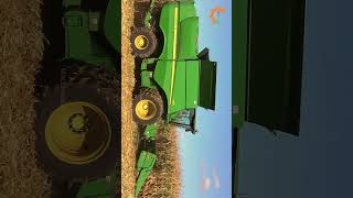 Can This Giant Harvester Feed the World John Deere S680 Combine farming machine agriculture [upl. by Old232]